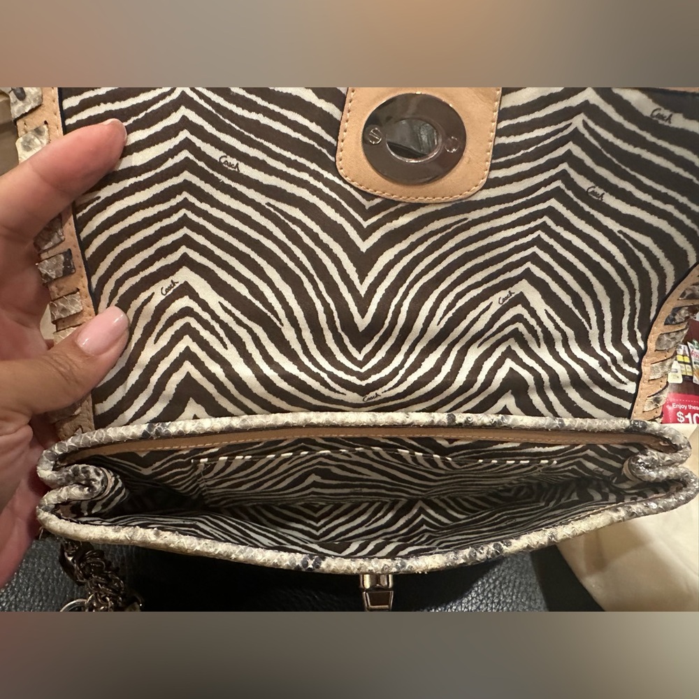 Authentic Coach Hampton Straw & Python Leather Tr… - image 3